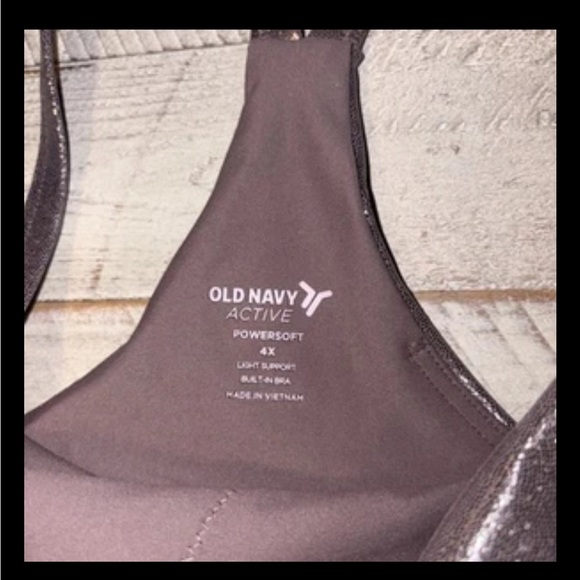 Old Navy Power Soft Active Sports Bra 4X Light Support Built-In Removable Pads - Picture 5 of 14